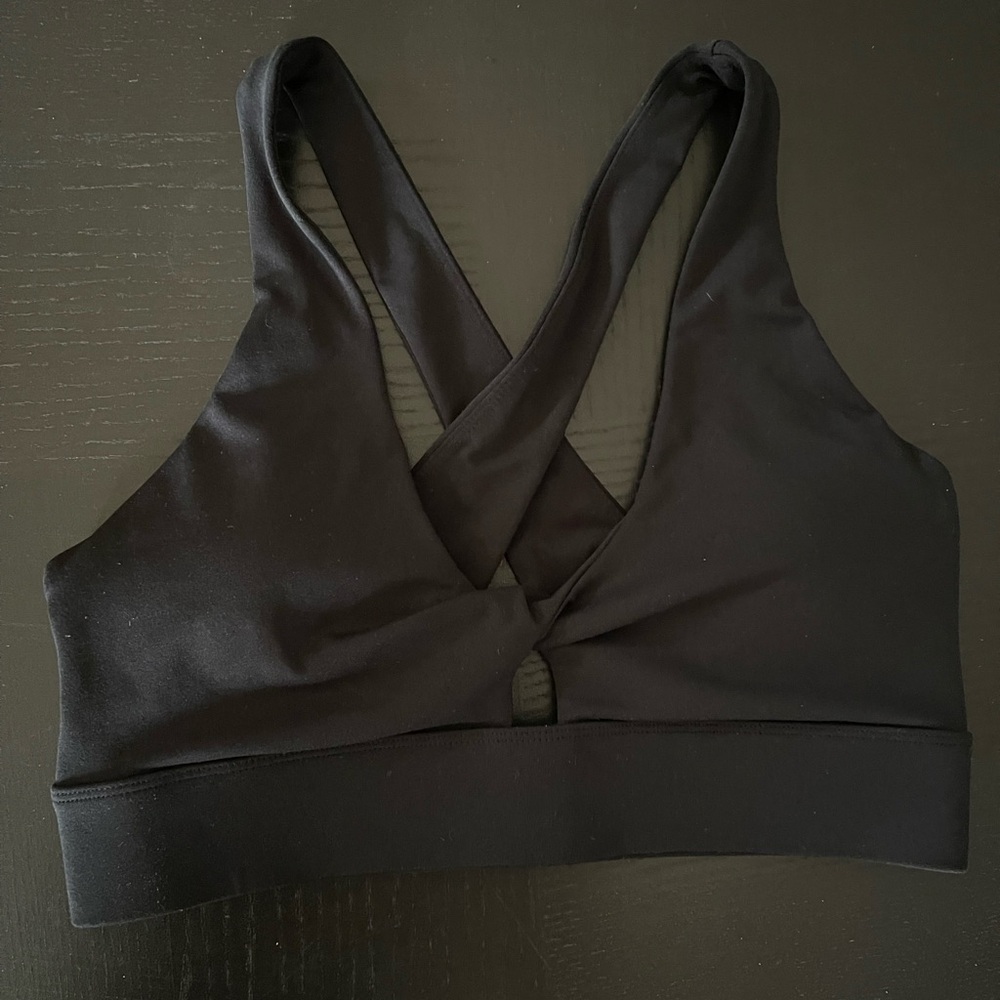 Fabletics Black Cross-Back Bra